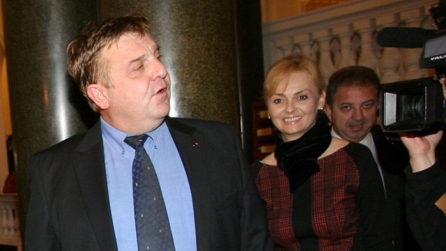 Снимка: Полина Карастоянова взе културата и медиите в парламента