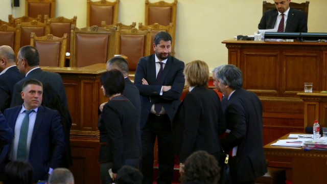 Снимка: Все още никой не знае какво се случва с управляващата коалиция