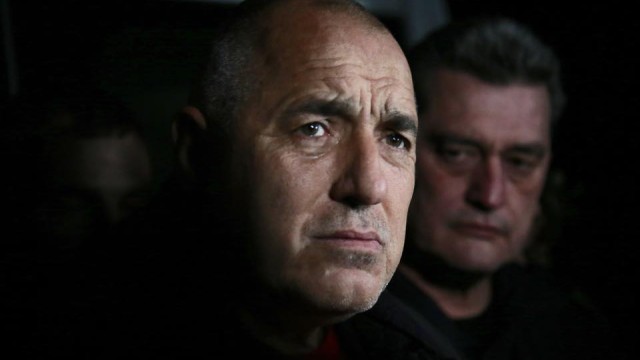 Снимка: Високорискова операция спасява Хитрино от нов взрив в неделя сутринта