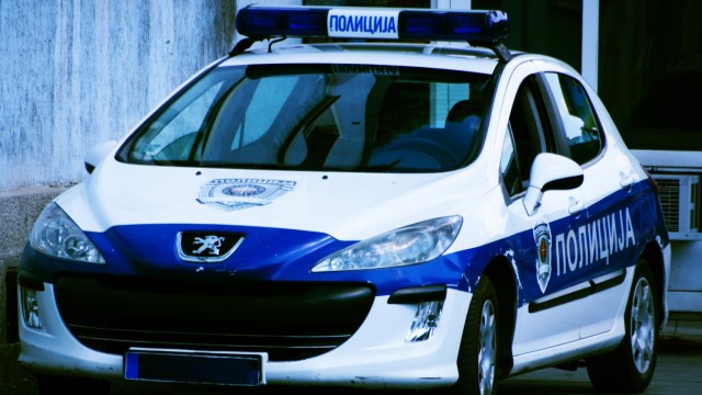 Снимка: Арестуваният шеф на белградската полиция: Твърди се, че е свързан с опит за прикриване на убийство