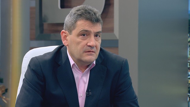 Снимка: Доц. Христо Шивачев: Имаше проблем със заплатите в „Пирогов“ заради състоянието на болницата