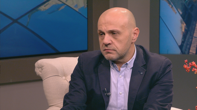 Снимка: Томислав Дончев: Президентът се е превърнал в политик, но да внимава със силните думи