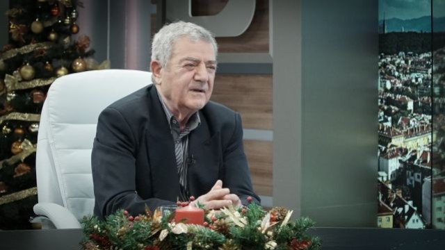 Снимка: Стефан Цанев: България няма да загине, но ще преживее тежък период от 40-50 г. 