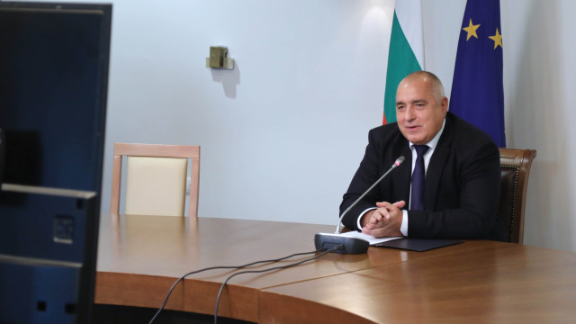Снимка: Премиерът: Днес пристигат 300 000 дози нискомолекулярен хепарин