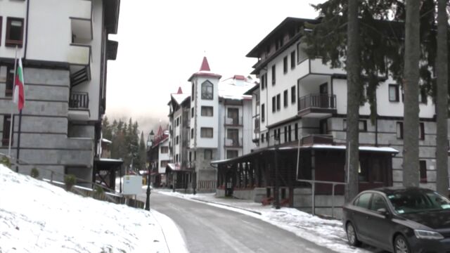 Снимка: 21-годишна жена намушка мъж в хотел в Банско