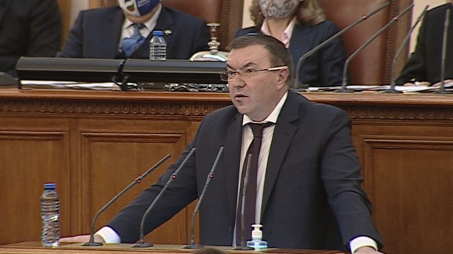 Снимка: Костадин Ангелов: Цялата финансова мощ на държавата се концентрира в ръцете на Кирил Петков и Асен Василев