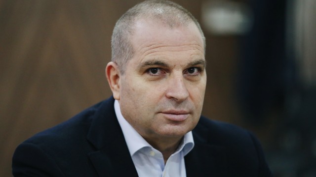 Снимка: Караджов: Със средства на МРРБ правим първа стъпка към децентрализация на общините