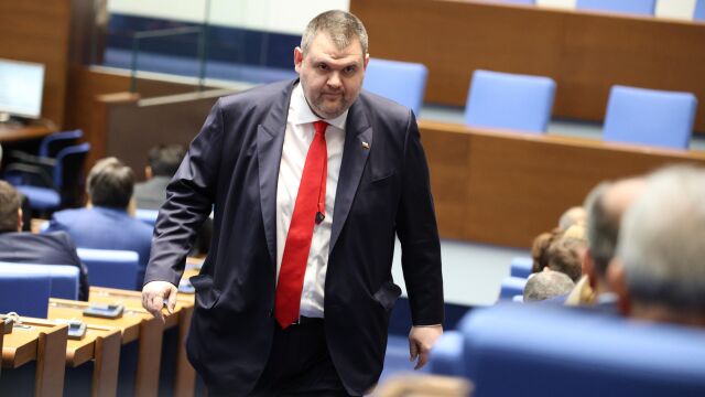 Снимка: Делян Пеевски: Наталия Киселова показа, че е председател на коалиция „Москва“