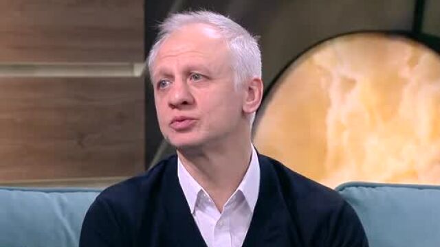 Снимка: Защо синът на Иван Бърнев не иска да става актьор? (ВИДЕО)