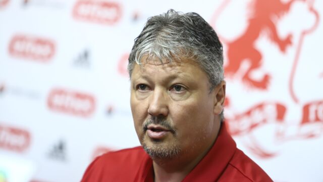 Снимка: Любослав Пенев е с рак на бъбрека