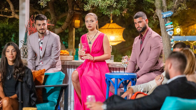 Снимка: Ще отвърне ли Натали на целувката на Тихомир? (ВИДЕО)