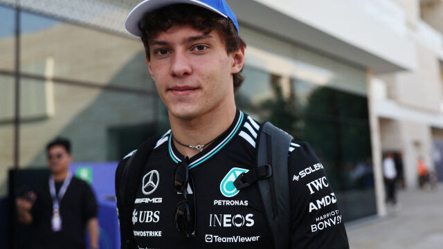 Снимка: Шокиращо: Ред Бул провокира смъртни заплахи към пилот във Ф1