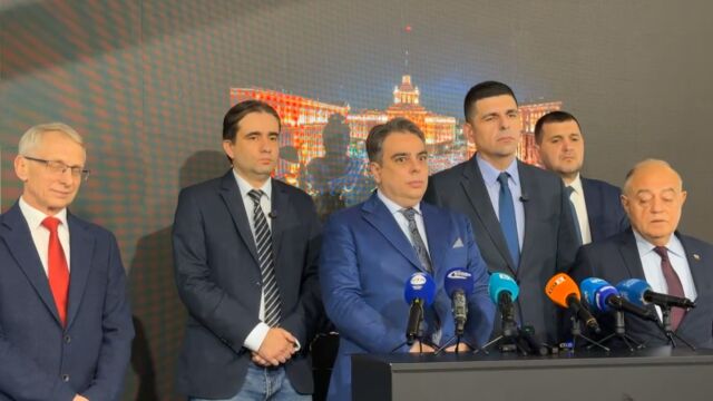 Снимка: Асен Василев: Ако правителството не подаде оставка, внасяме вот на недоверие