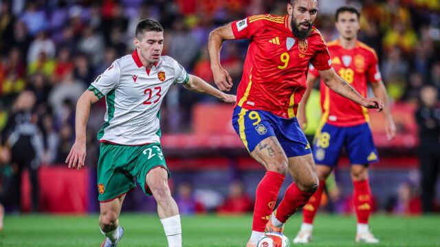 Снимка: Тежка травма сложи край на сезона на национал 