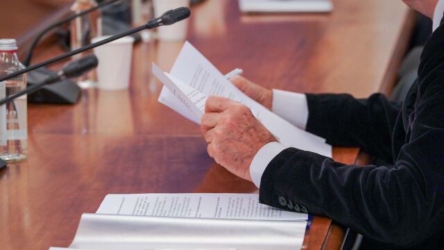 Снимка: Отменят се решения на Министерския съвет