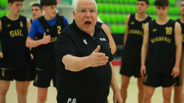 Снимка: Да се прибереш с такси след тренировка с Пини Гершон (ВИДЕО)