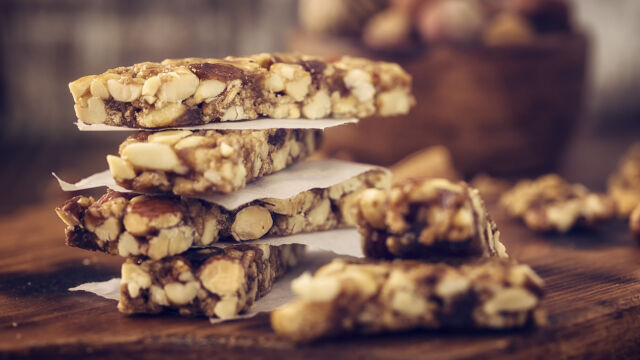 Снимка: Постни рецепти на деня: 12 декември: Захаросани ядки