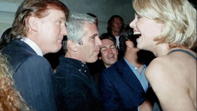 Снимка: До часове: САЩ ще публикуват стотици хиляди документи по делото „Епстийн“