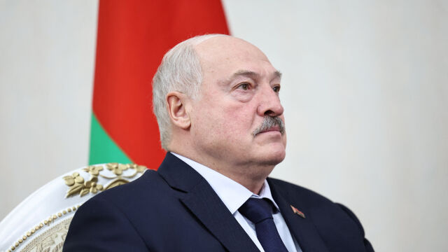 Снимка: САЩ: Александър Лукашенко обеща да спре балоните и да освободи останалите политически затворници