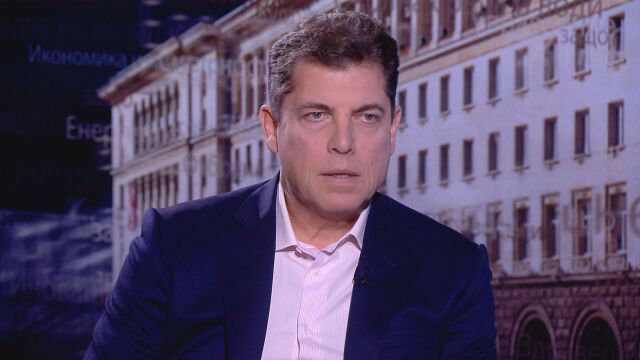 Милен Велчев: По-добре е удължителен бюджет, който да стъпи върху тазгодишния