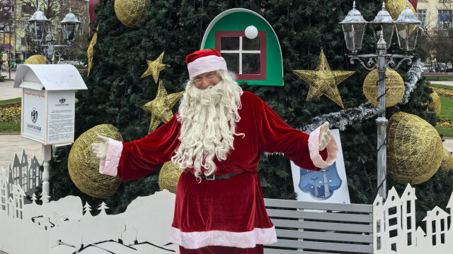 Снимка: Коледната магия оживява пред 