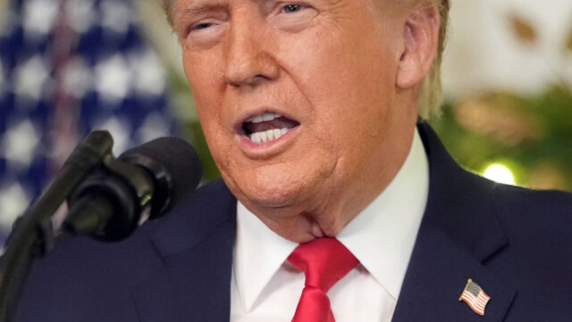 Сенатът ограничи с резолюция военните правомощия на Тръмп