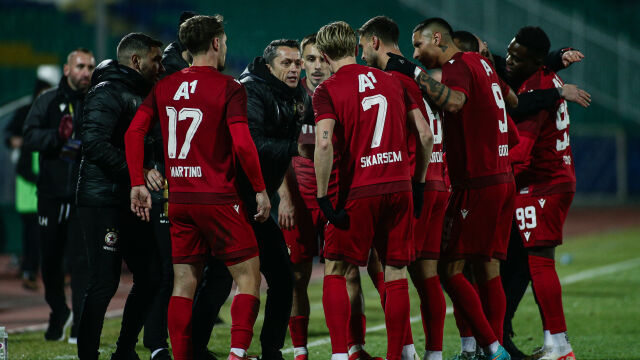 Снимка: Христо Янев: Задачата е да играем в евротурнирите