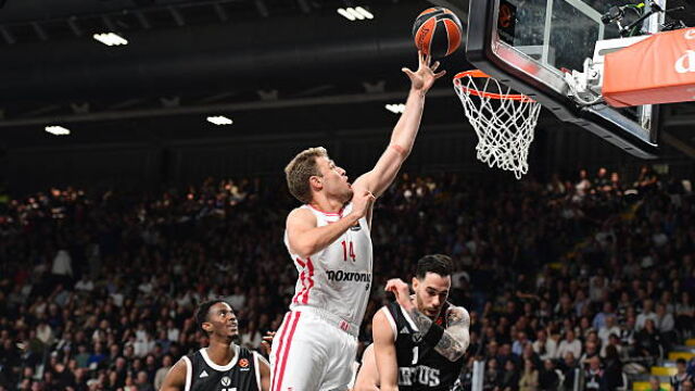 Снимка: Александър Везенков може да не играе срещу Байерн Мюнхен 