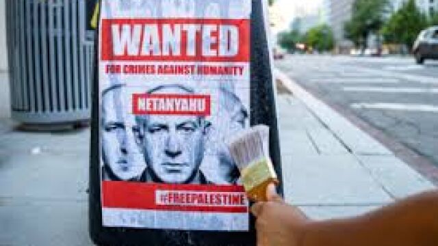 Снимка: Плакати с надпис „Издирва се“ с лика на Нетаняху се появиха из цял Лондон