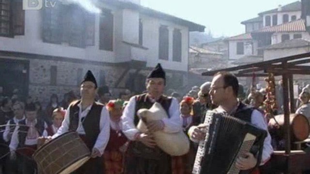Снимка: В Златоград почетоха виното и любовта с 