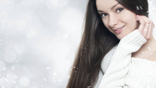 Снимка: Ето защо косата става по-суха през зимата и как да я спасим (ВИДЕО)