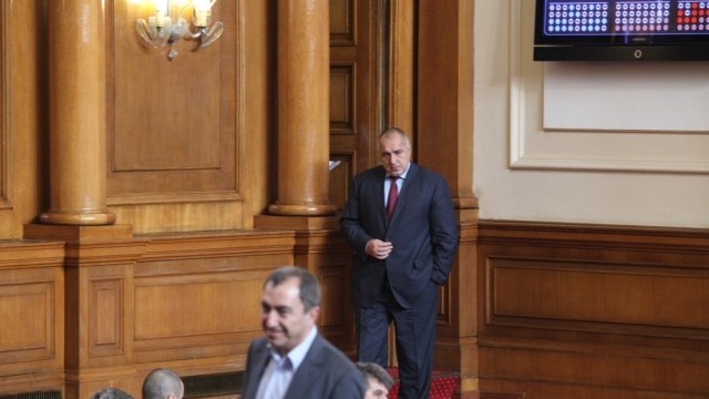 Снимка: Борисов обвини министър заради екскурзия до Сингапур