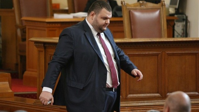 Снимка: Кой предложи Пеевски за Европарламента?