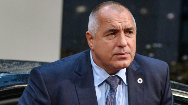 Снимка: Борисов заплашва митниците с влизане в НАП