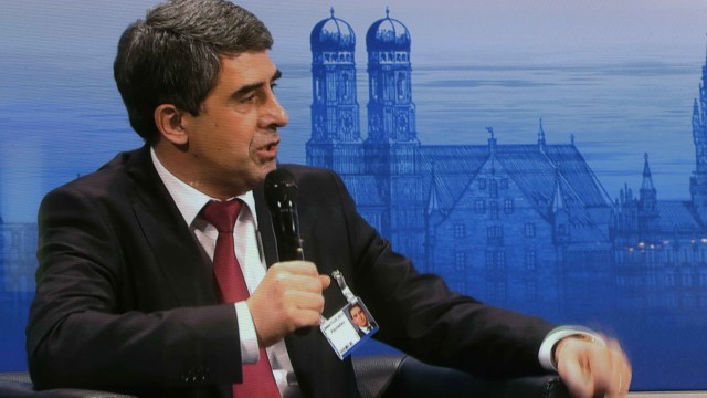 Снимка: Плевнелиев: Намираме се във фаза на „Студен мир”