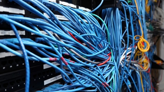 Срив на интернет услугите. Едни от най-големите приложения спряха