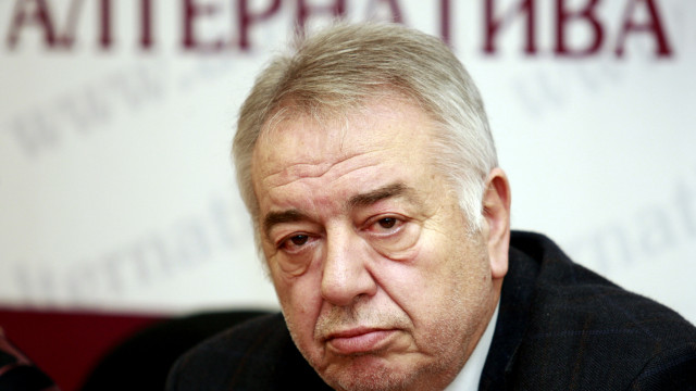 Снимка: АБВ застанаха зад Плевнелиев за изборния референдум