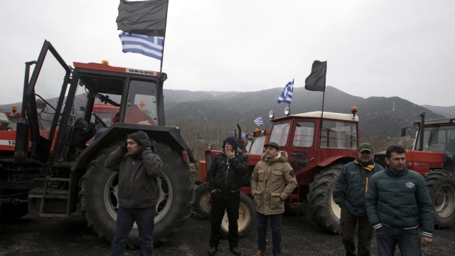 Снимка: Гръцките трактори не блокират границата. Засега
