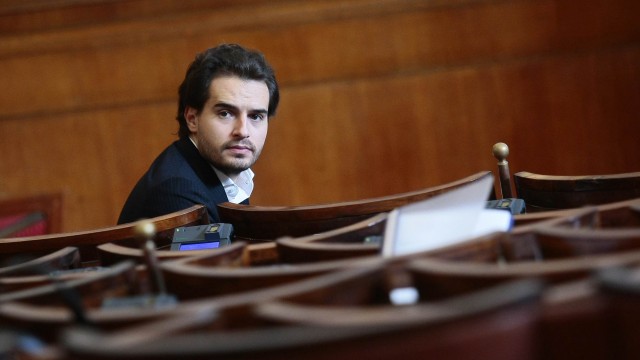 Снимка: Реформаторите обмислят данъчна амнистия за българите с офшорки