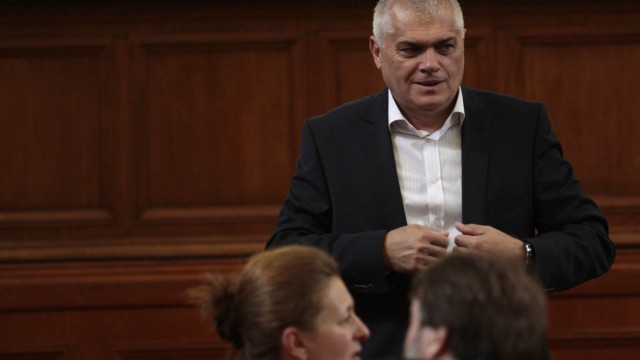 Снимка: Валентин Радев: Не мога да си представя военните на границата да са без оръжие