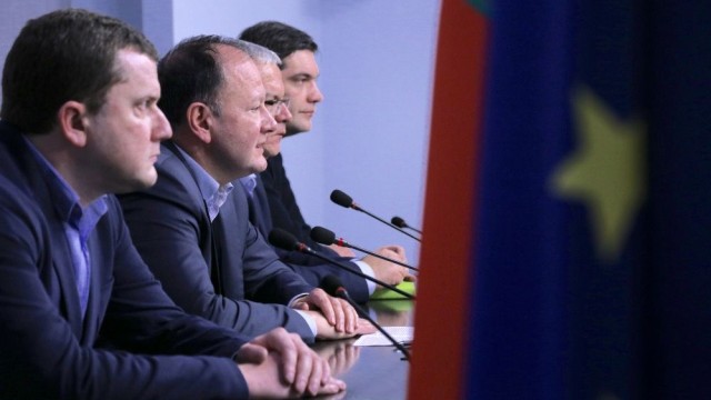 Снимка: Миков: Здравето не може да бъде стока