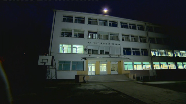 Снимка: Простреляният вчера 14-годишен ученик е в стабилно състояние