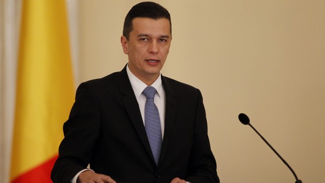 Снимка: Румънският премиер: Няма да оттеглим спорното постановление