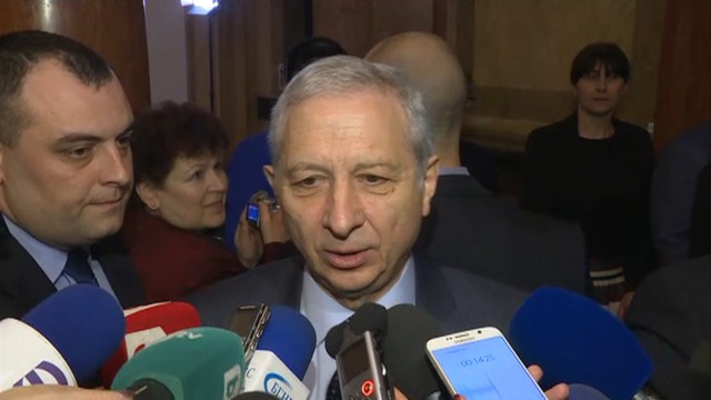 Снимка: Огнян Герджиков: Няма да излъчваме еврокомисар... засега