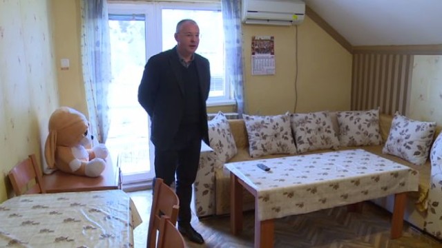 Снимка: Дебатът за Истанбулската конвенция: Сергей Станишев се срещна с жертви на насилие 