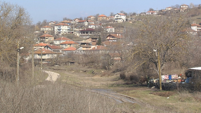 Снимка: Варненско село се готви за протест заради неоправени улици