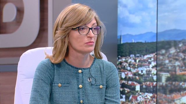 Снимка: Екатерина Захариева: Въпросите на президента към Ердоган ще се поставят в друг формат