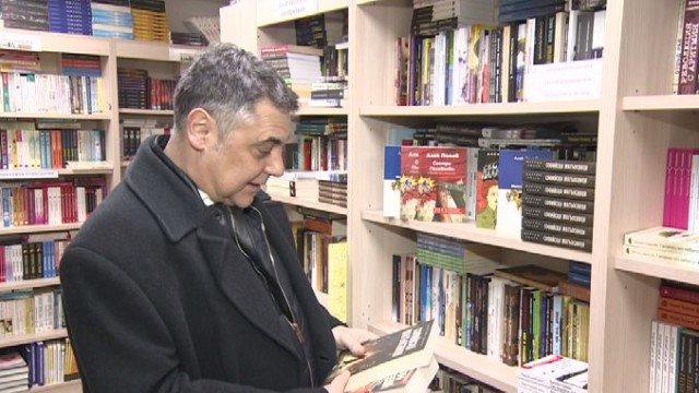 Снимка: Писатели искат отчисления от заеманите в библиотеките книги 