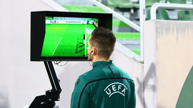 Снимка: VAR идва в българския футбол срещу 1.7 млн. евро