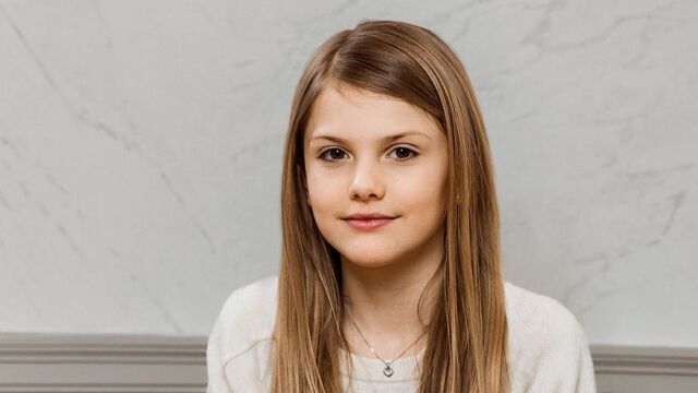 Снимка: Шведската принцеса Естел навърши 11 г. само дни след сърдечната операция на крал Карл XVI Густаф 